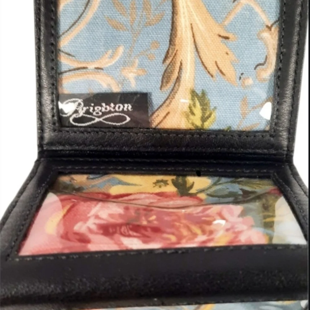Brighton Croc Embossed Wallet/ Credit Card Holder With Silver Brighton Charms